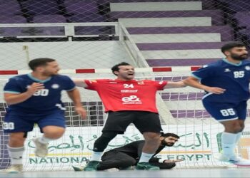 الأهلي يتوج بكأس السوبر المصري لليد للمرة الثالثة تواليًا بعد الفوز على سموحة
