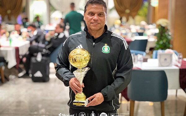 حسام البدري يتوج بجائزة أفضل مدرب في ليبيا بعد قيادة أهلي طرابلس للتتويج بالدوري