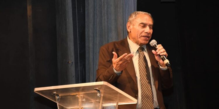 الإعلامي حسن هويدي : الأديان السماوية كلها كرمت المرأة