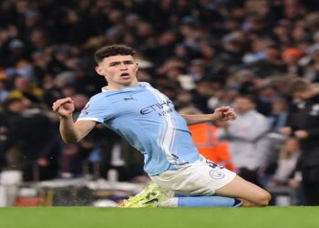 فودين يقود مانشستر سيتي لفوز مثير على ليدز بثلاثية في الدوري الإنجليزي