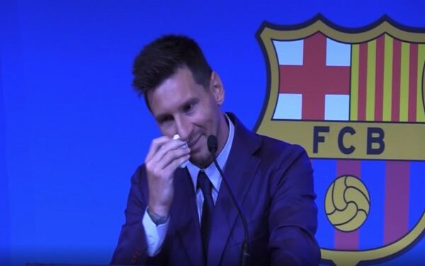 ميسي يعود إلى كامب نو ويسترجع ذكرياته مع برشلونة: «أفتقد هذا المكان بشدة»