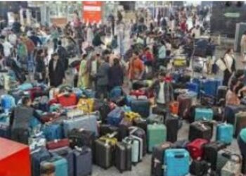 شلل في حركة الطيران الهندية بسبب الطيارين