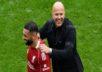 أرني سلوت يتحدث عن مواجهة ليفربول وسندرلاند ويكشف موقف محمد صلاح قبل أمم إفريقيا
