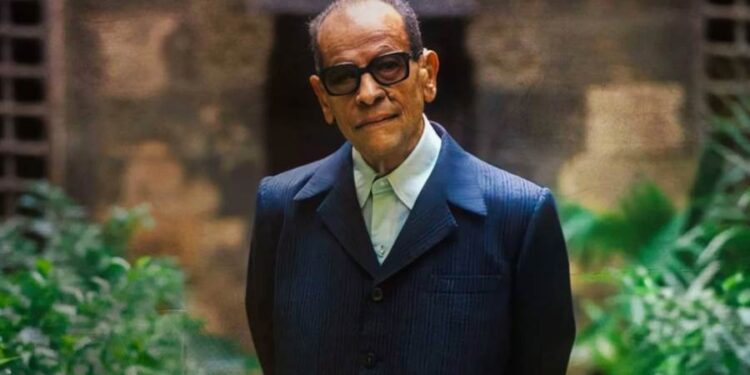 فى شهر ديسمبر، وبمناسبة الذكرى الـ 114 لميلاد "محفوظ": مائة مثقف ومعمارى وسينمائى وتشكيلى فى رحاب متحفه