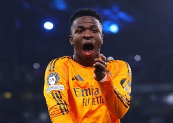 آس: فينيسيوس يعيش فترة صعبة مع ريال مدريد.. وهدوء مؤقت قبل العودة