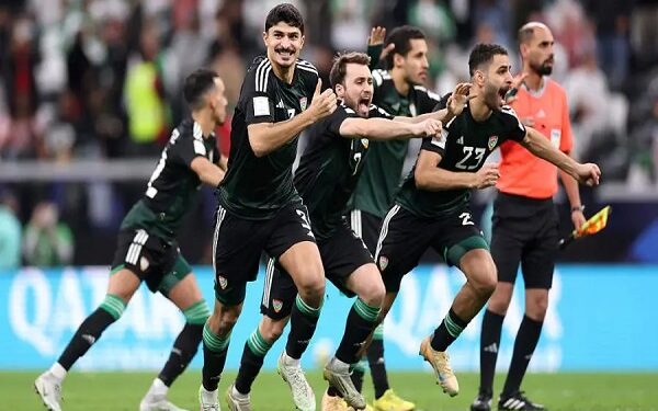 الإمارات تُقصي الجزائر بركلات الترجيح وتتأهل لمواجهة المغرب في نصف نهائي كأس العرب
