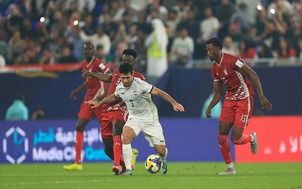 العراق يهزم السودان بثنائية ويبلغ ربع نهائي كأس العرب