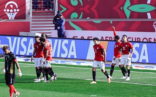 مصر تهزم جنوب إفريقيا بهدف صلاح وتتأهل رسميًا لثمن نهائي أمم إفريقيا