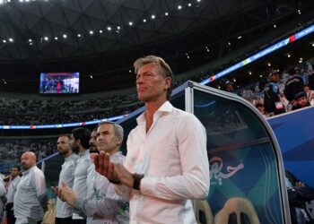 التشكيل الرسمي للسعودية والأردن في قمة نصف نهائي كأس العرب