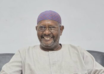 الكاتب الصحفي  والمحلل السياسي الصومالي محمد عثمان