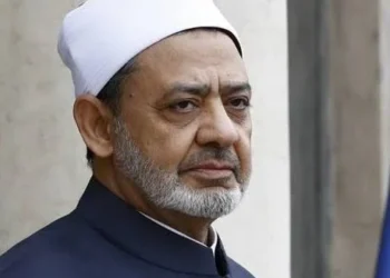 الامام احمد الطيب