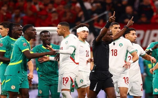 إنفانتينو يندد بأحداث نهائي أمم إفريقيا: لا مكان للعنف في كرة القدم