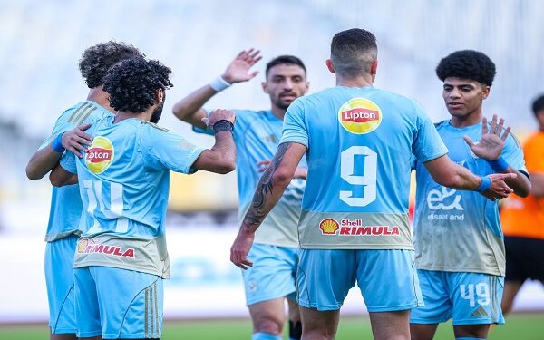 الشحات يتألق بهاتريك.. الأهلي يمطر شباك فاركو برباعية في كأس عاصمة مصر