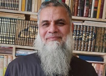 د. أحمد زكريا.. كاتب وباحث