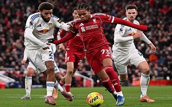 تعادل سلبي بين ليفربول وليدز يوقف سلسلة انتصارات الريدز في الدوري الإنجليزي