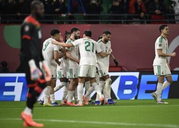 التشكيل الرسمي لمواجهة الجزائر ونيجيريا في ربع نهائي أمم إفريقيا 2025