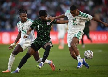 نيجيريا تقصي الجزائر وتضرب موعدًا مع المغرب في نصف نهائي أمم إفريقيا