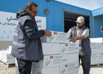 الإمارات تطلق جسرا جويا لإغاثة قطاع غزة خلال شهر رمضان