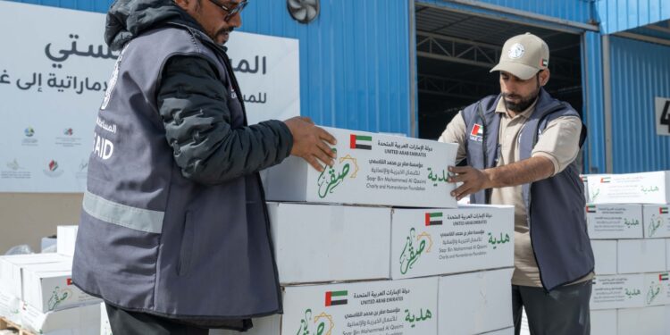 الإمارات تطلق جسرا جويا لإغاثة قطاع غزة خلال شهر رمضان