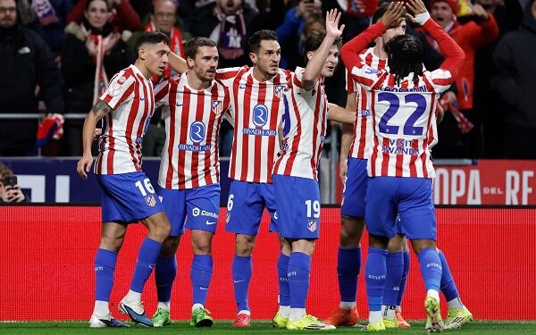 أتليتكو مدريد يكتسح برشلونة برباعية في ذهاب نصف نهائي كأس الملك