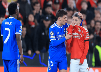 رغم الإيقاف.. بريستياني يصل إلى إسبانيا رفقة بنفيكا لمواجهة ريال مدريد