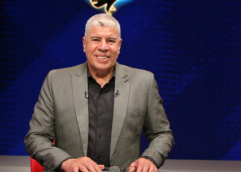 أحمد شوبير: الأهلي يدفع رواتب 3 مدربين في وقت واحد