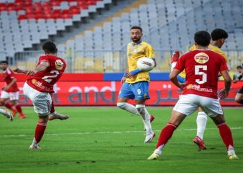 الأهلي يهزم الإسماعيلي بثنائية نظيفة ويصعد للمركز الثالث في الدوري
