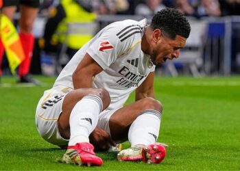 إصابة بيلينجهام قد تُبعده عن ريال مدريد حتى أبريل