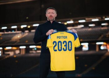 السويد تجدد الثقة في جراهام بوتر بعقد يمتد حتى 2030 قبل الملحق المونديالي