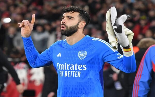 ديفيد رايا الأقرب لحراسة مرمى إسبانيا أمام مصر