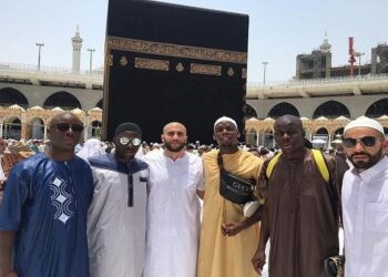 نجوم كرة القدم الذين اعتنقوا الإسلام.. رحلة إيمانية تضيف بعدًا روحيا لمسيرتهم الرياضية