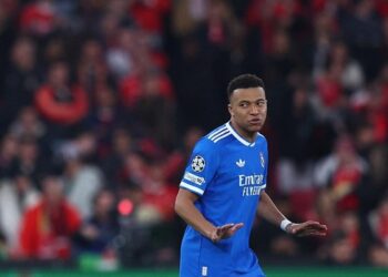 ماركا: إصابة مبابي تفتح الباب أمام جونزالو جارسيا للتألق مع ريال مدريد