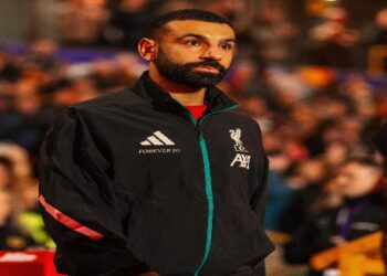 إصابة عضلية تُبعد محمد صلاح عن ليفربول ومنتخب مصر