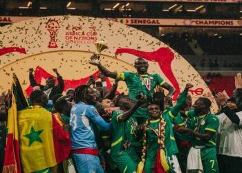 لاعبو السنغال يعلقون بسخرية بعد قرار الكاف سحب لقب أمم إفريقيا ومنحه للمغرب