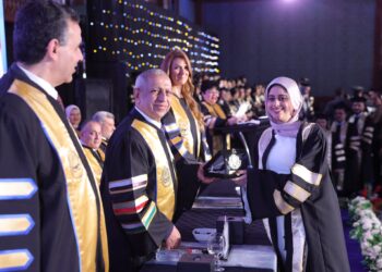 الأكاديمية العربية تخرج دفعة جديدة من الدراسات العليا بالقرية الذكية