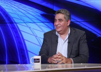 أحمد مجاهد ينفي تدخله في أزمة الأهلي وسيراميكا ويطالب بتحري الدقة