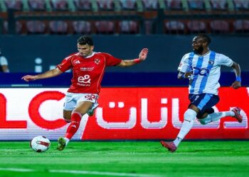 طاقم تحكيم ألماني يقود قمة الأهلي وبيراميدز في صراع لقب الدوري