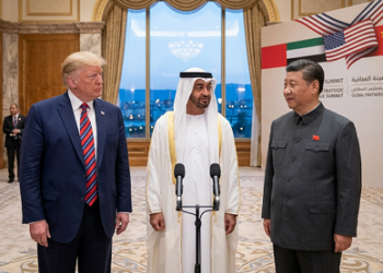 تشى بينج، وترامب، وبن زايد- فى حضن من سترتمى دبى؟؟ صورة من الذكاء الاصطناعى