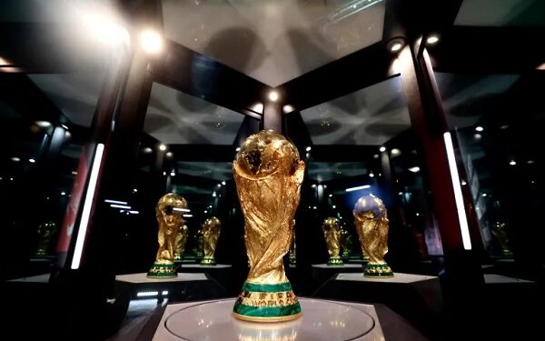 فيفا يدرس زيادة جوائز كأس العالم 2026 وسط إيرادات قياسية