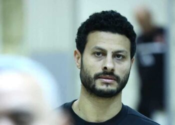 بالفيديو.. طرد محمد الشناوي بعد نهاية مباراة الأهلي وسيراميكا
