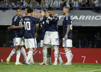 استعدادًا للمونديال.. الأرجنتين تواجه هندوراس وأيسلندا وديًا في يونيو
