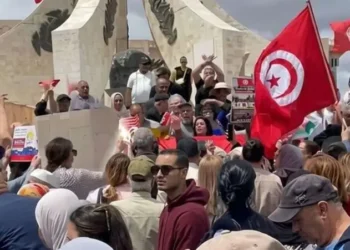 من مهد الربيع العربي إلى أزمة الحريات.. هل تتراجع التجربة الديمقراطية في تونس؟