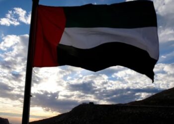 تصعيد خليجي بعد هجمات مسيرات قرب براكة النووية