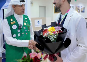 نادي المحبة والسلام يكرم  التمريض في يومهم العالمي بزيارة إنسانية لمستشفى الأمير محمد بن فهد بالقطيف