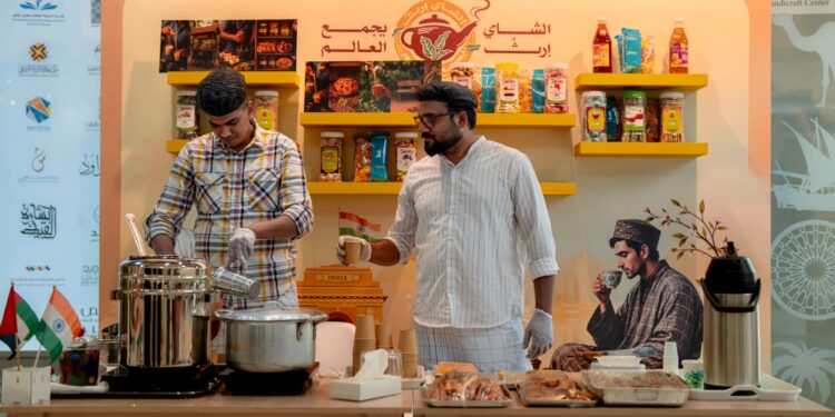 الشاي يجمع العالم في الشارقة.. اختتام احتفالات "اليوم العالمي للشاي" بحضور 5 دول