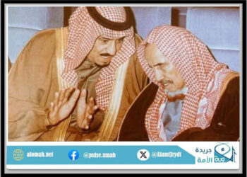 الشيخ ابن باز والملك