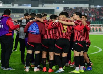 بعثة اتحاد العاصمة تصل القاهرة استعدادًا لمواجهة الزمالك في نهائي الكونفدرالية