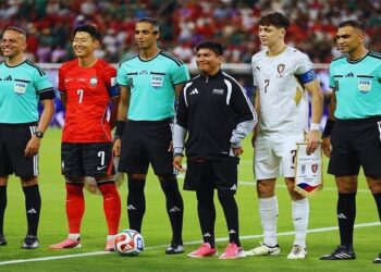 فيفا يعين أمين عمر حكمًا رابعًا لمباراة العراق والنرويج في مونديال 2026