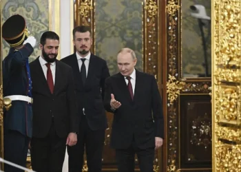 ارشيفية- بوتين يستقبل احمد الشرع