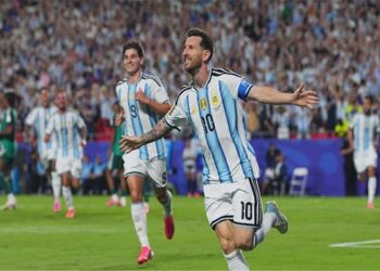 ميسي يفتتح مونديال 2026 بهاتريك تاريخي أمام الجزائر ويعادل رقم كلوزه